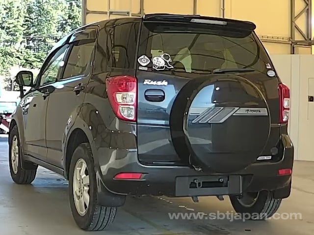 Toyota Rush